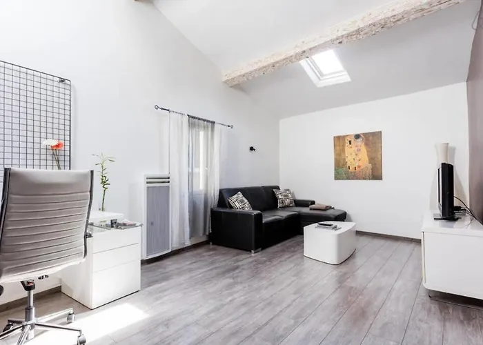 T2 Saint-Anne - Air Rental